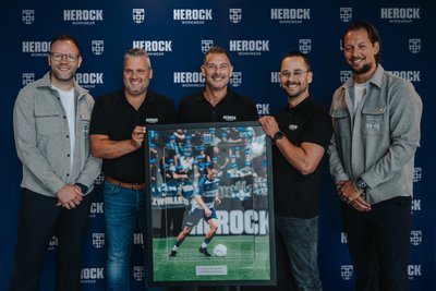 PEC Zwolle heet HEROCK Workwear welkom als sponsor van de tenue.